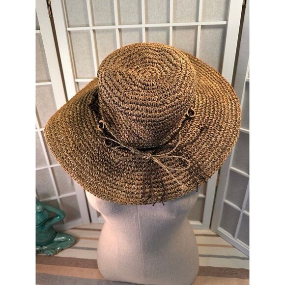 TROPICAL TRENDS Bohemian Seagrass Straw Floppy Sun Hat - Picture 2 of 10